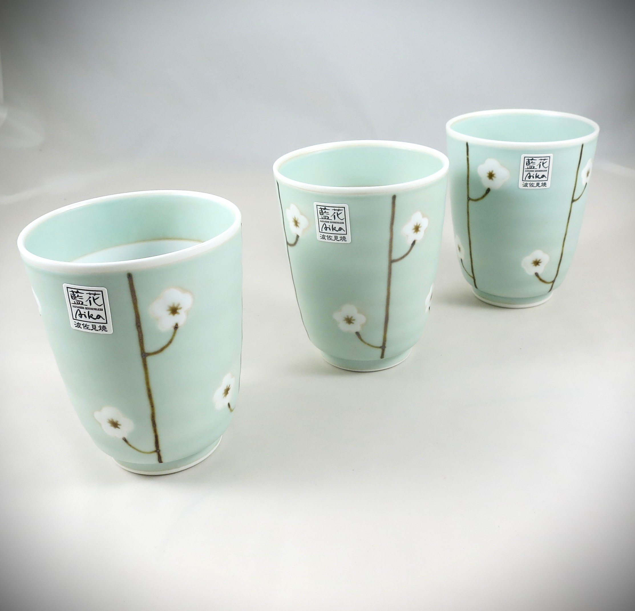 Becher in pastellgrün - japanische Handarbeit.
