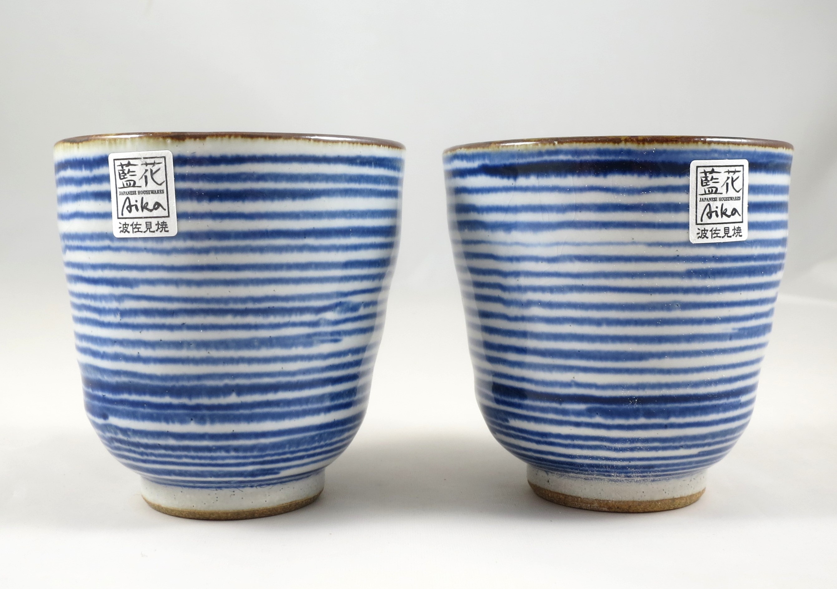 Becher blau gestreift
