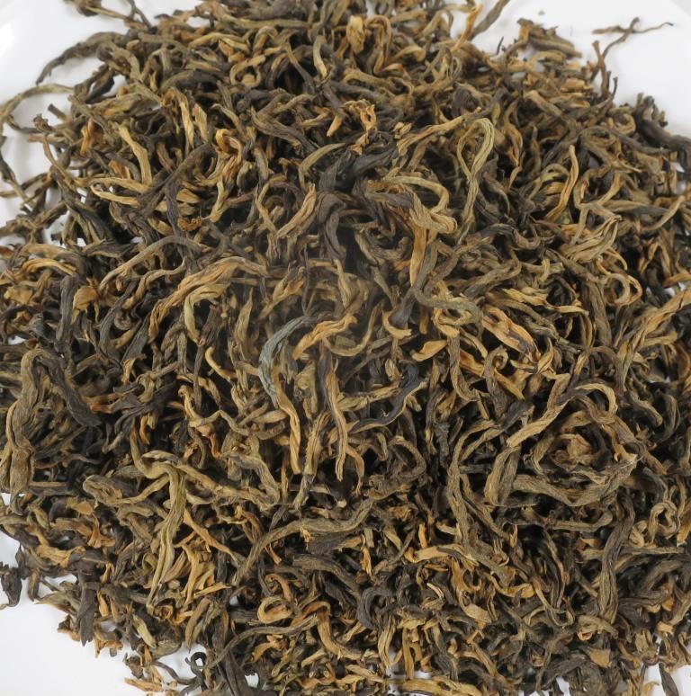 Schwarzer Yunnan Tee - reich und füllig