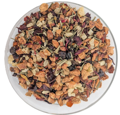 Frische Früchteteemischung Lemontree mit geschnittenem Zitronengras, Apfelstücken, Zitrusfruchtwürfeln und Hibiskus.